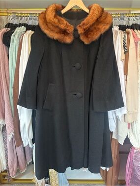 Vintage Black Wool Coat with Brown Fur Collar Forstmann L&D New York